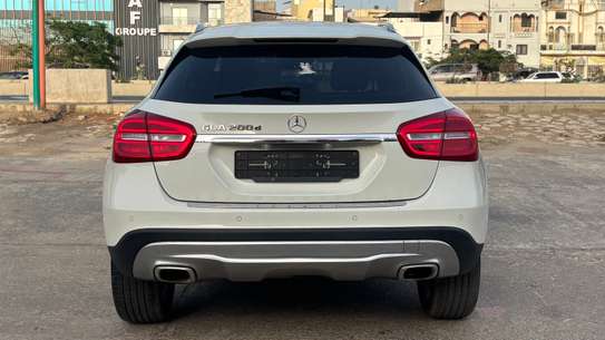 MERCEDES GLA200 image 4