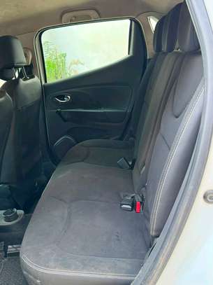 Clio 4 image 2