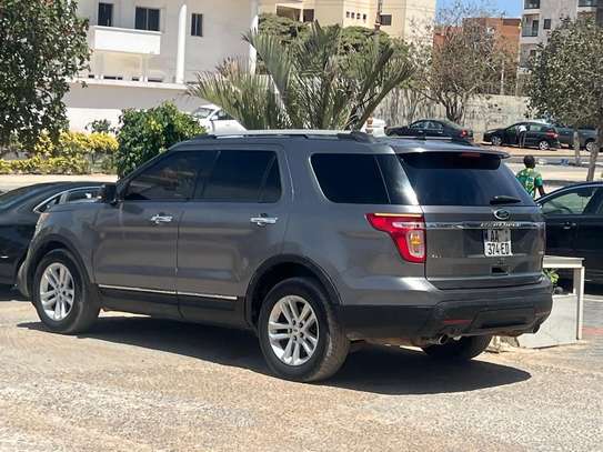 Ford explorer image 6