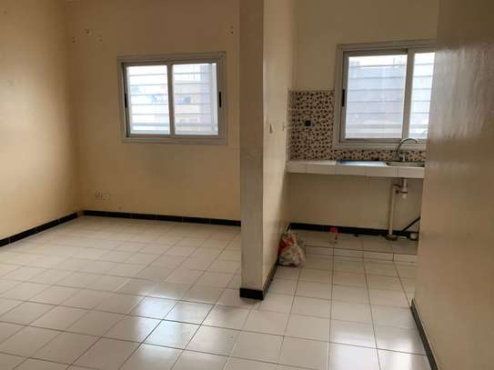 Studio appartement à Keur Mbaye Fall image 5