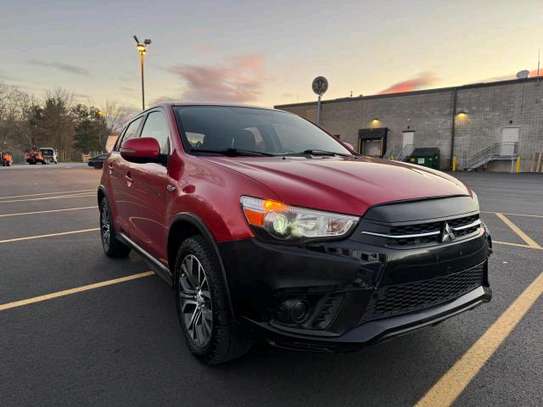 Mitsubishi Outlander image 6