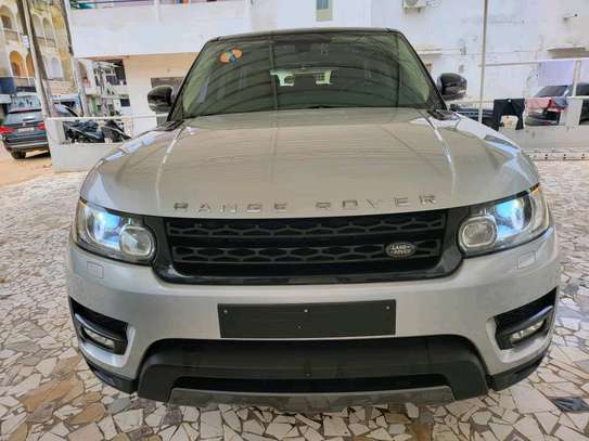 Range Rover image 1