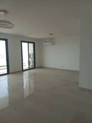 Bel appartement neuf a Mermoz image 2