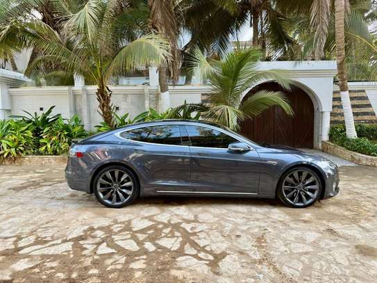 TESLA MODEL S  2016 image 9