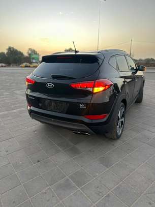 Hyundai Tucson version 4/4 image 4