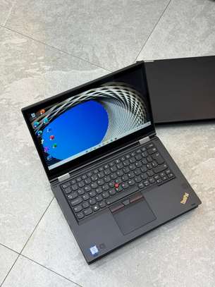 Lenovo Thinkpad x380 Yoga image 8
