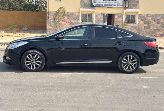 HYUNDAI GRANDEUR image 2