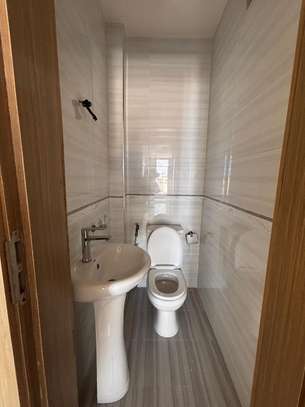 APPARTEMENT image 10