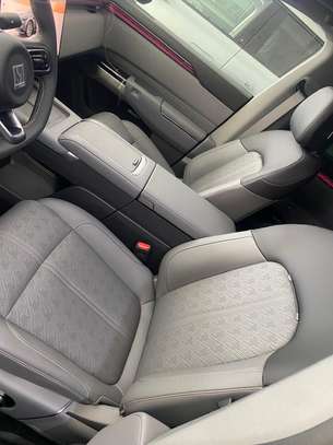 Zeekr 7X 2025 100% électrique image 5