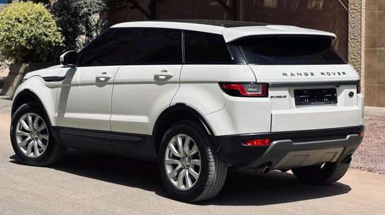 2017 Range Rover Evoque image 8