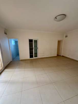 Appartement à louer Sipres 1 en face hypermarché exclusif image 1
