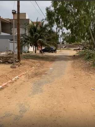 VILLA TITRE FONCIER FASS MBAO CITE FERMEE image 2