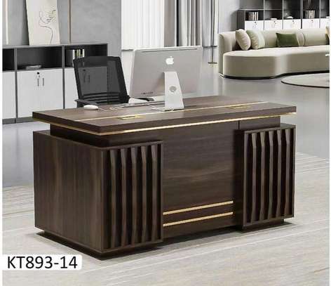 Table Bureau en Bois Élégant 1m40 image 4