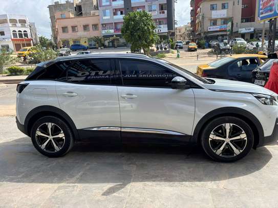 Peugeot 3008 2019 image 3