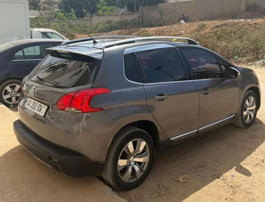 Peugeot 2008 année 2015 image 4
