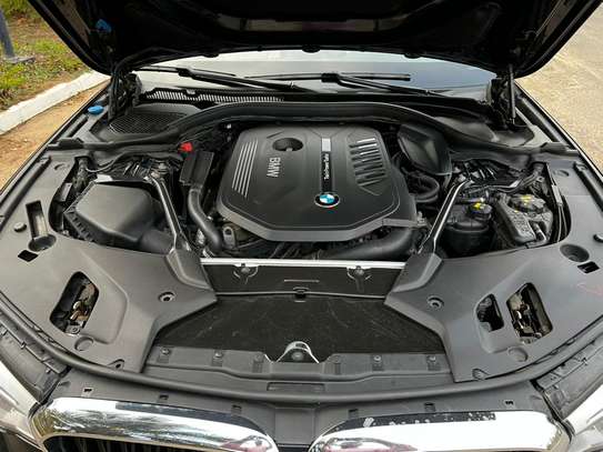BMW 540i XDRIVE full options image 7
