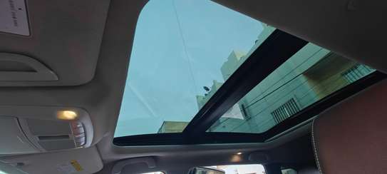 RENAULT KOLEOS image 9