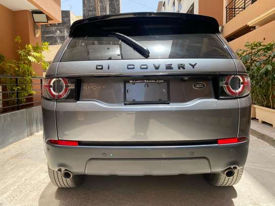 Land rover image 9