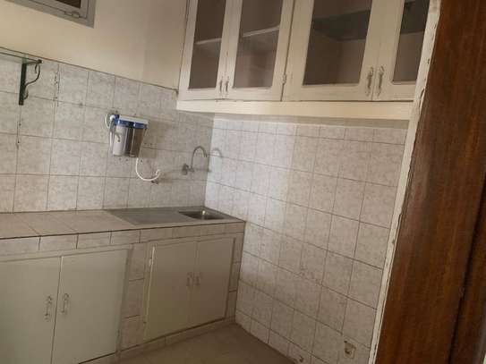 Appartement F3 ET F4 à louer au centre ville de Dakar image 4
