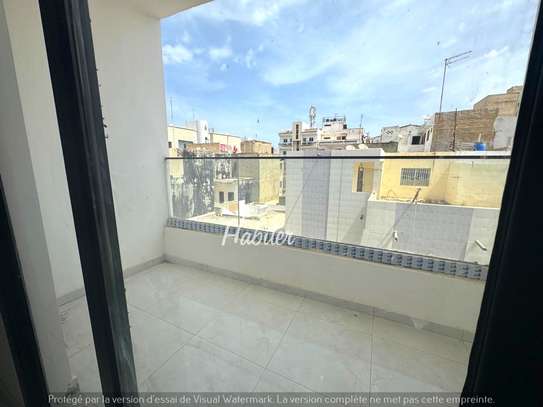 Appartement à louer à sacré coeur 3 image 2