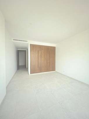 F6 à louer sur la corniche ouakam 385 m² neuf image 5