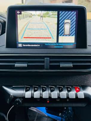 Peugeot 3008 2019 image 9