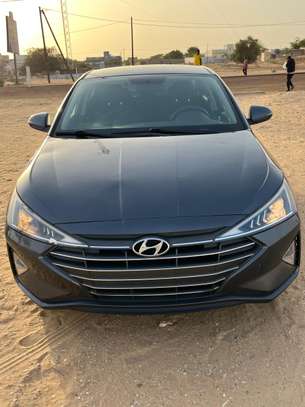 Hyundai elantra 2020 image 2