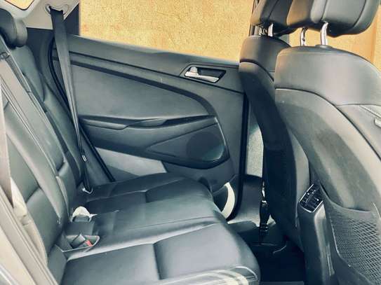 HYUNDAI TUCSON  2018 image 4