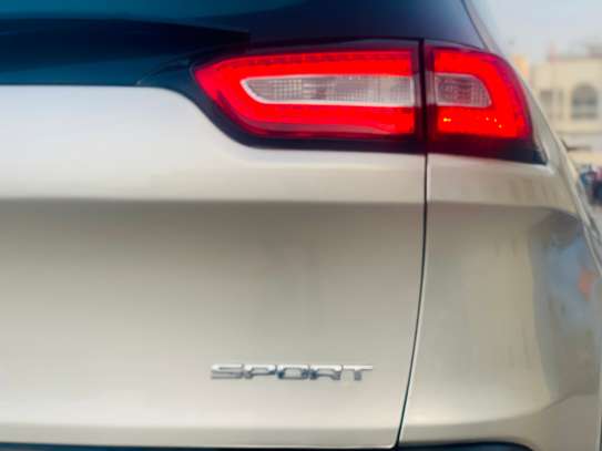 JEEP CHEROKEE-SPORT-2014 image 3