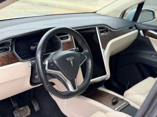 TESLA  MODEL X 75D 🔘 2018 image 4