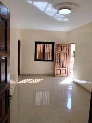 Luxueux appartement F3 haut standing à louer à Dakar plateau image 11