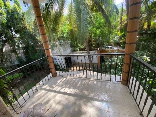 Belle villa à louer au point E image 11