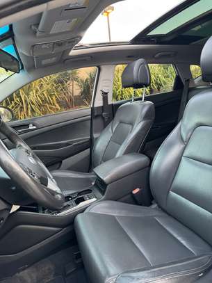 Hyundai Tucson 2.0 image 7