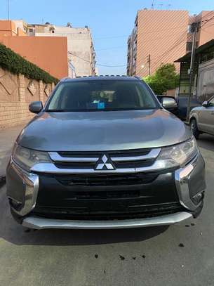 Mitsubishi Outlander  2016 image 1