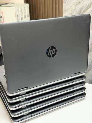 HP portable gris argenté performance et mobilité image 2