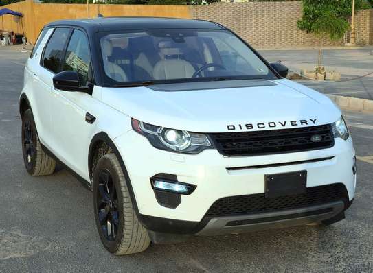 Land Rover Discovery Sport 2017 image 2