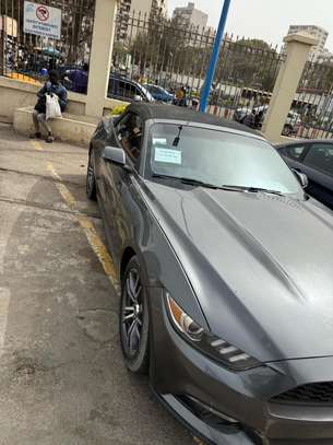 Ford mustang venant image 6