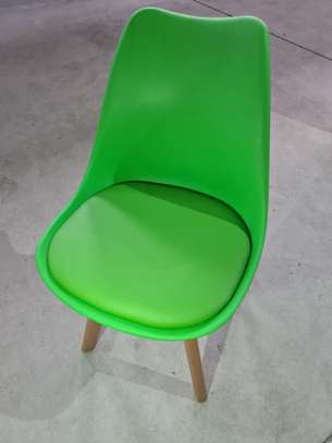 Chaise moderne image 1