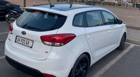 KiA rondo 2015 Automatic Essence image 5