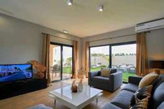 villa F5 à louer à la sortie 10 – Luxe, confort et espace image 2