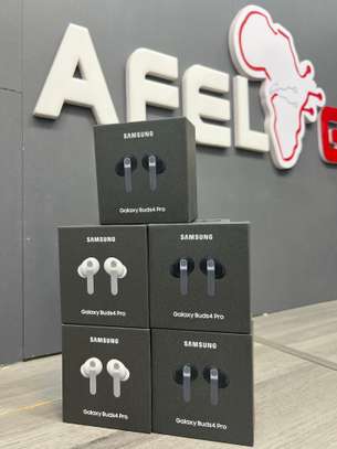 Galaxy Buds 4 Pro image 1