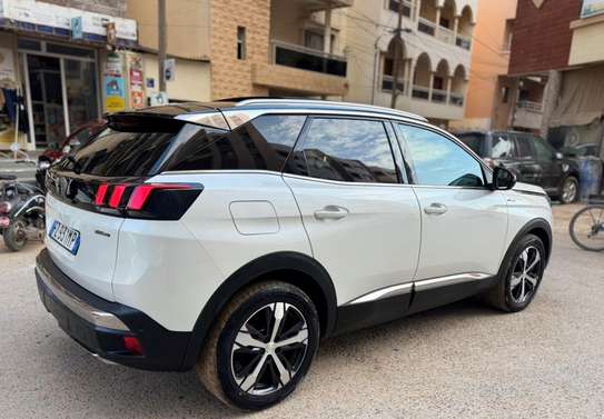 Peugeot 3008  2019 image 4