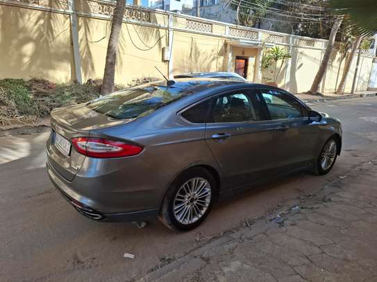 Ford fusion image 1