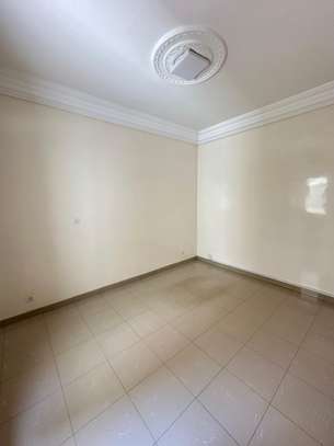 Appartement de type F4 pour usage professionnelle image 12