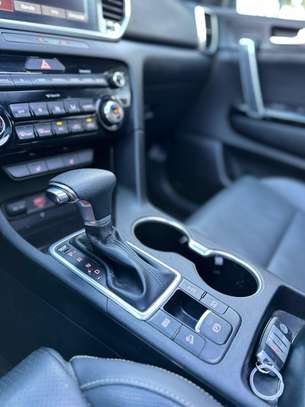 Kia Sportage 2020 clean image 12