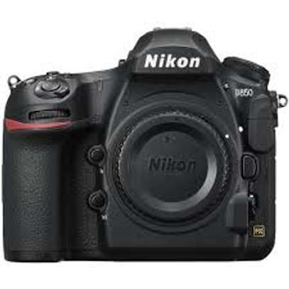 Nikon D850 + 24-70mm f/2.8E ED image 2