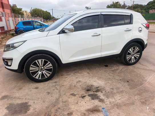 Kia sportage image 4