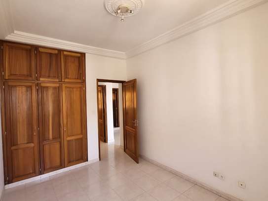 Bel appartement à Liberté 6 Extension (derrière WAVE) image 4