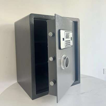 COFFRE FORT D50  50x40x35 cm 50Kg image 4