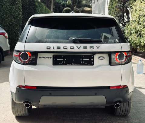 Range rover discovery 2017 image 2